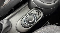 MINI Hatchback 1.5 Cooper Classic 3dr Auto Petrol Hatchback